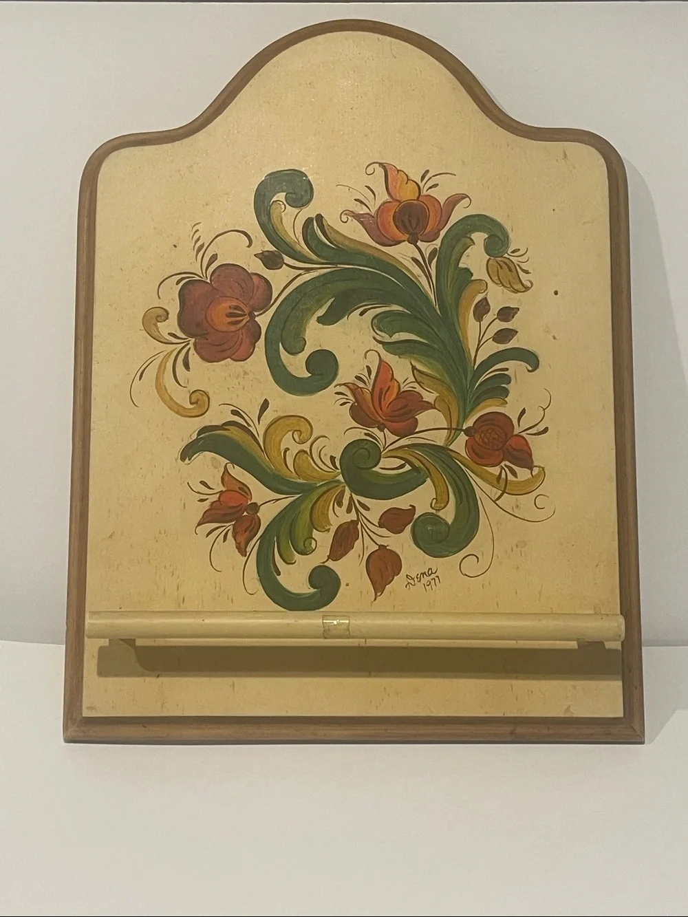 Vintage Hand-Painted Floral Wall Decor Green Red Dena 1977 Norwegian rosemaling